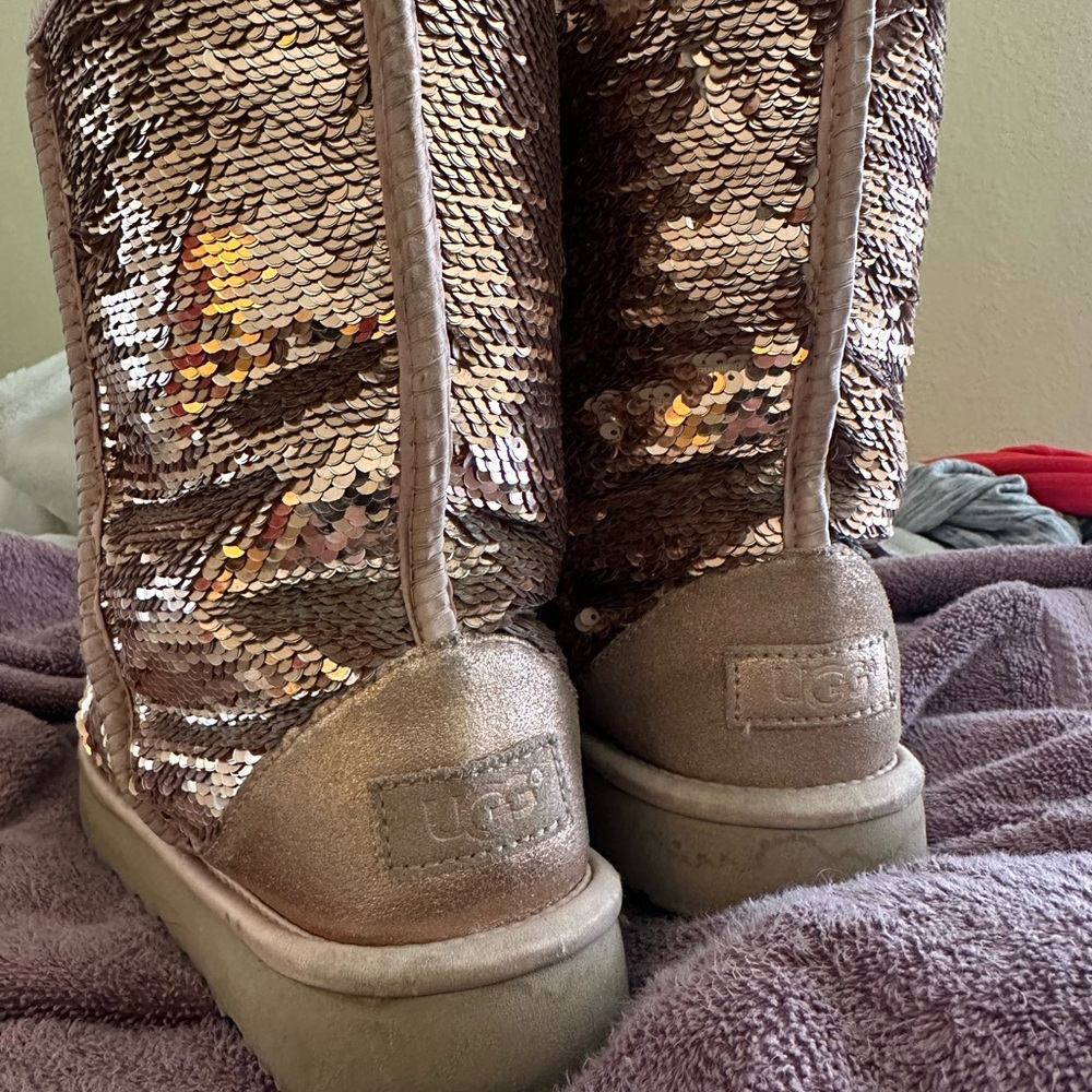 UGG Glittering Sequin Boots in Bronze